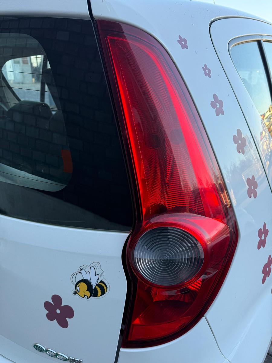 Opel Agila B original R&uuml;cklicht R&uuml;ckleuchte Heckleuchte rechts BJ09